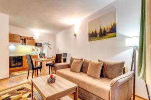 Cozy Evrika 2 Mountain Home