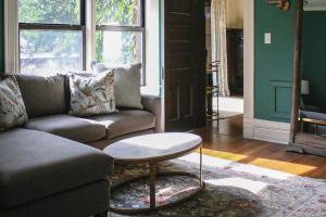 The New Victorian Mansion Bed & Breakfast