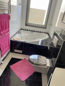 2 Zimmer Whg in Hannover nähe Zentrum mit Whirlpool und nahen öffentliche Verkehrsmitteln