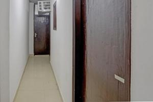 Hotel O by OYO the royal villa