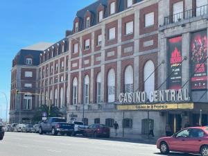 Depto Plaza Colón- luminoso