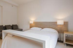 Casa Milano - Rooms and Apartments - Modernist Marvel