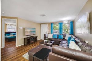 Beautiful & Cozy Home on a Canal in Hudson, FL!