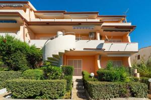 Modern apartment near Badesi beach