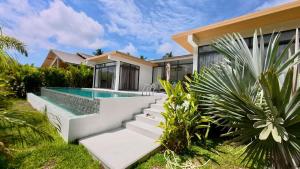 White Lotus Villa