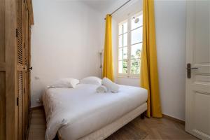 Spacious and Bright Near Train Station and Palais des Festivals - BENAKEY