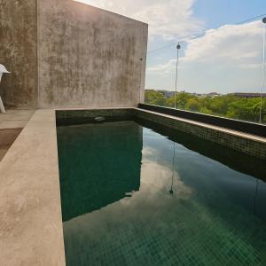 Lovers Nest with private Pool and Balcony