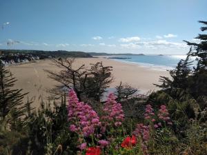 488 - Maison 4 personnes, à 50m de la plage de Caroual à Erquy