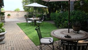 LUXURY EN-SUITE KING ROOM @ 4 STAR GUEST HOUSE