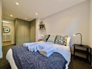 Victoria Park Retreat Stylish 2 Bed Flat