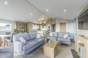 Lodge 15 at Landscove Holiday Park