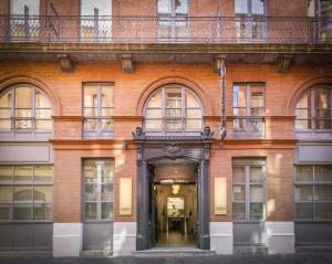 Le Grand Balcon Hotel