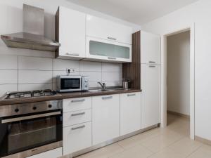 Apartment Leko-4 by Interhome