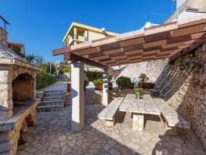 Apartment Leko-5 by Interhome