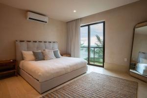 Beachfront Family Retreat - Peace & Comfort