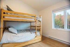 Balcon303 - Terrasse sur le golf Adstock,ski & rando