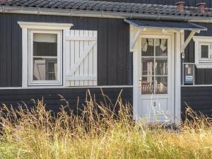 Apartment Idunn - 100m to the fjord by Interhome