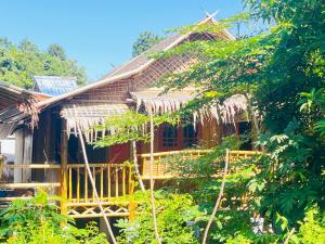 Lanta Thai Cottage, Bamboo House