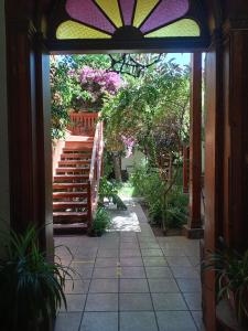 Hotel Halley, Encanto Colonial en el Centro de Vicuña