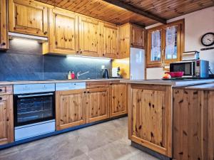 Chalet Panorama des Cimes by Interhome