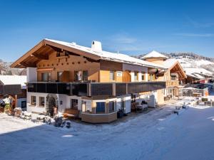 Apartment Daniela-3 by Interhome