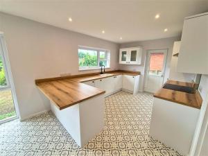 3 Bedroom Bungalow, Yarpole, Herefordshire