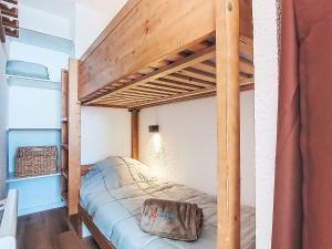 Apartment Les Olympiades-15 by Interhome