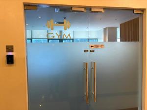 Aesthetic Modern Suite 1BR One Uptown Residence BGC