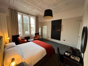 The Graeme Hotel
