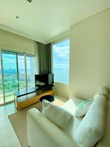 Veranda Pattaya High Floor - Beach Access - By SS