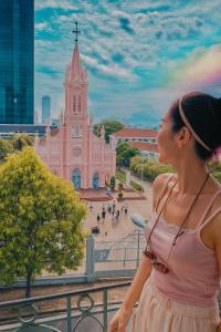 Moonlight Hotel & Suites - City Center Views, Han River and Dragon Bridge