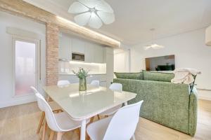 The Wine House by Clabao