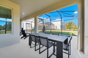 Contemporary Home With Private Pool Near Disney With Resort & Waterpark Access - 7869Ml