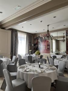 Hotel & Spa Le Grand Monarque, BW Premier Collection