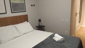 Estúdio Completo a 120 m do Metrô HMR0602