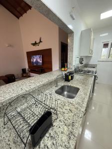 Apto para até 4 pessoas no Bracuí em Angra dos Reis!