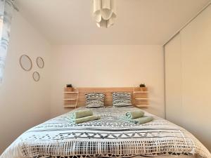 Aux portes des cabanes à huîtres - plage