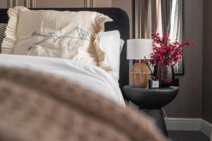 Premium 4bedroom City Home Close to LFC