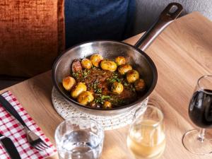 Ibis Styles Lyon Villeurbanne Parc de la Tête dOr