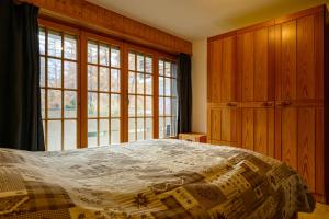 Residence Veisivis 72, appartement de charme rénové à La Forclaz, Evolène