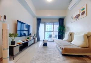 120 Sqm Luxurious 3 bedrooms HighRise Oceanfront,Near Airport,Okada,Solaire Casino,MOA with Free Parking