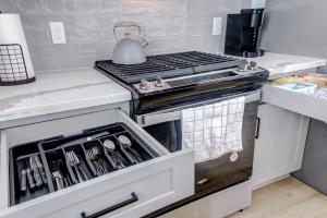 Premier 3BR Family Escape in the heart of Houston