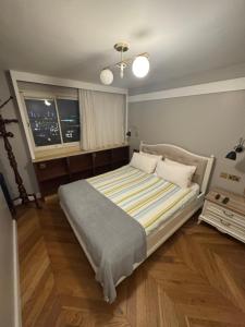 SOHO cozy flat with 360 views of London