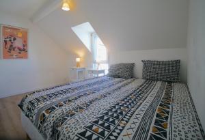 Surf Camp - beach at 5 minutes