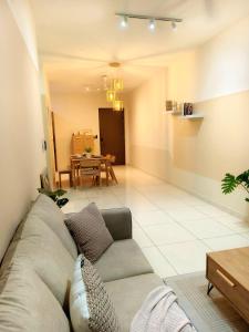 GreenHaven High Level 1BR 6pax, PetFriendly I Unblock Pool View, Netflix & Coway I Permas CIQ