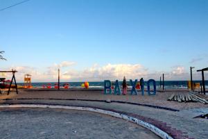 Casa com Piscina e Churrasqueira em Baixio