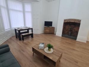 Modern one bed close to city