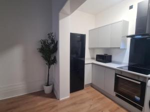 Modern one bed close to city