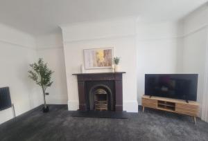 Modern one bed close to city