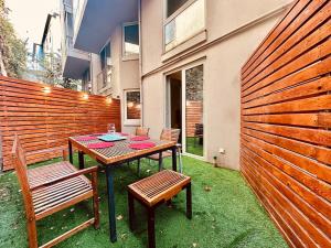 Beyoglu Hacımimi Gardens içinde özel bahçeli daire